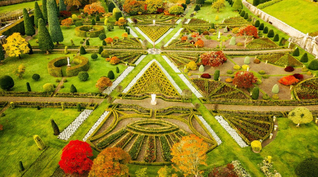 Drummond Castle Gardens, United Kingdom